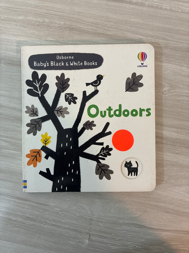 Outdoors (Baby's Black and White Books)